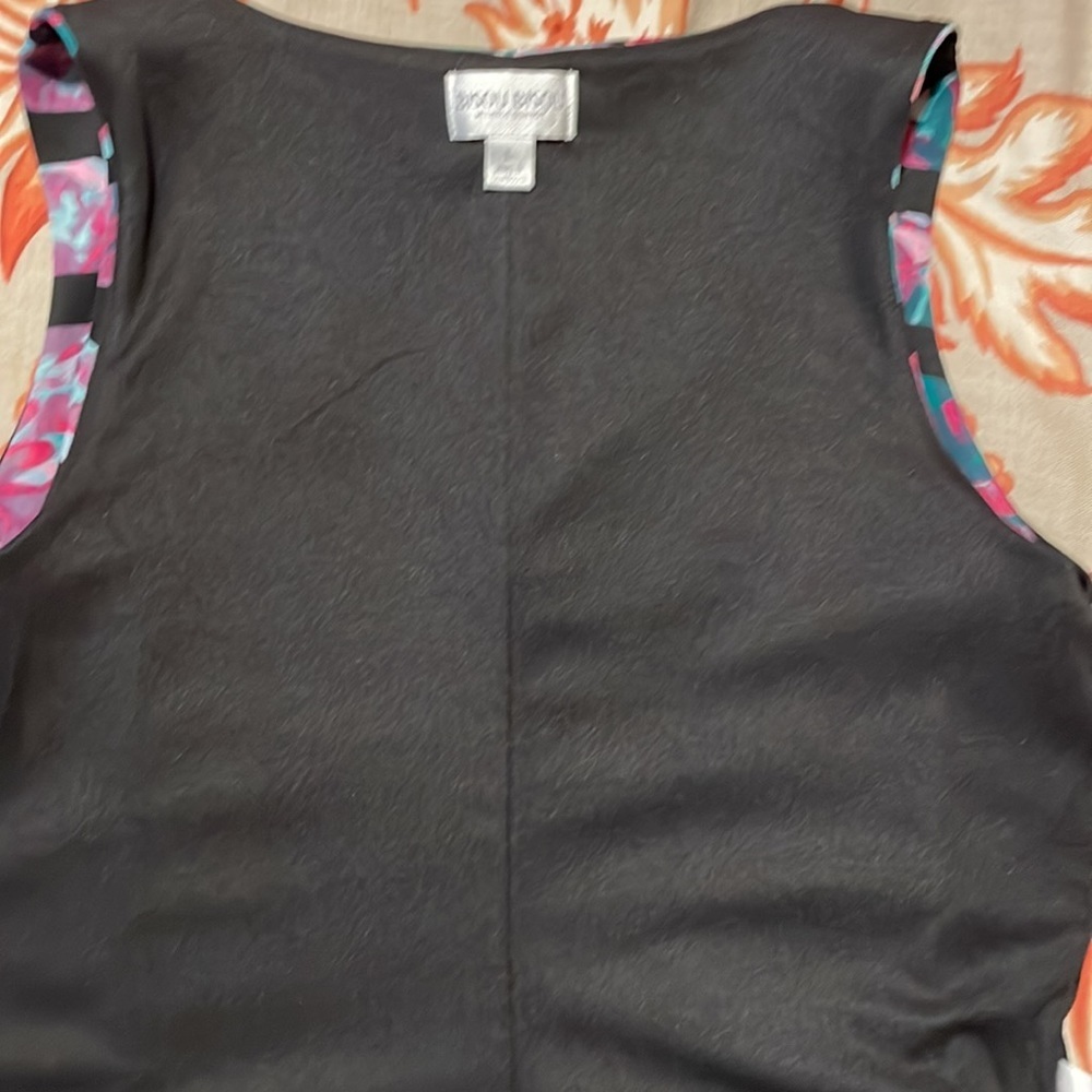 Bisou Bisou ladies crop top - Picture 5 of 5